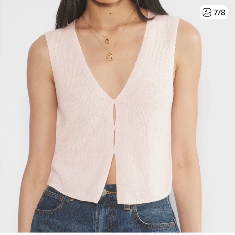 Aritzia/Wilfred Basque Sweater Vest (baby pink)